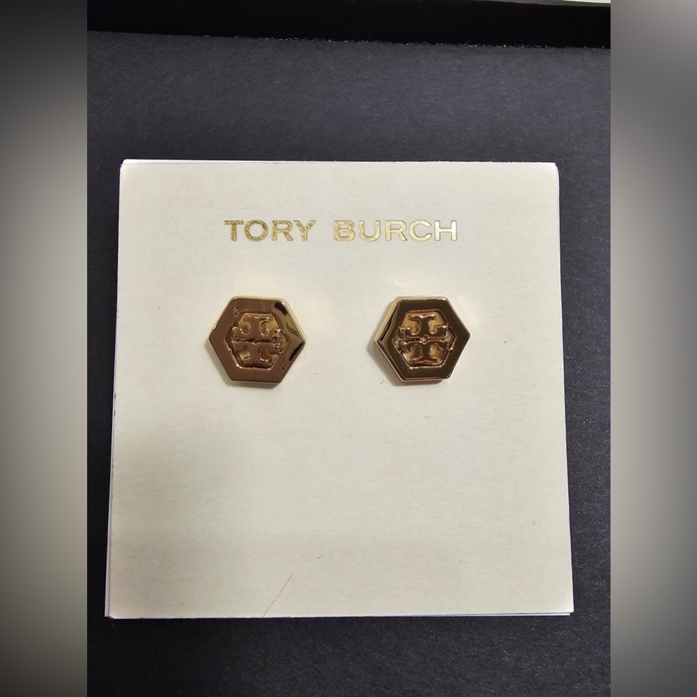 Tory Burch Hex Logo Stud Earrings in 18k Yellow Gold Plated